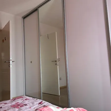 Stan Na Dan, Centar *